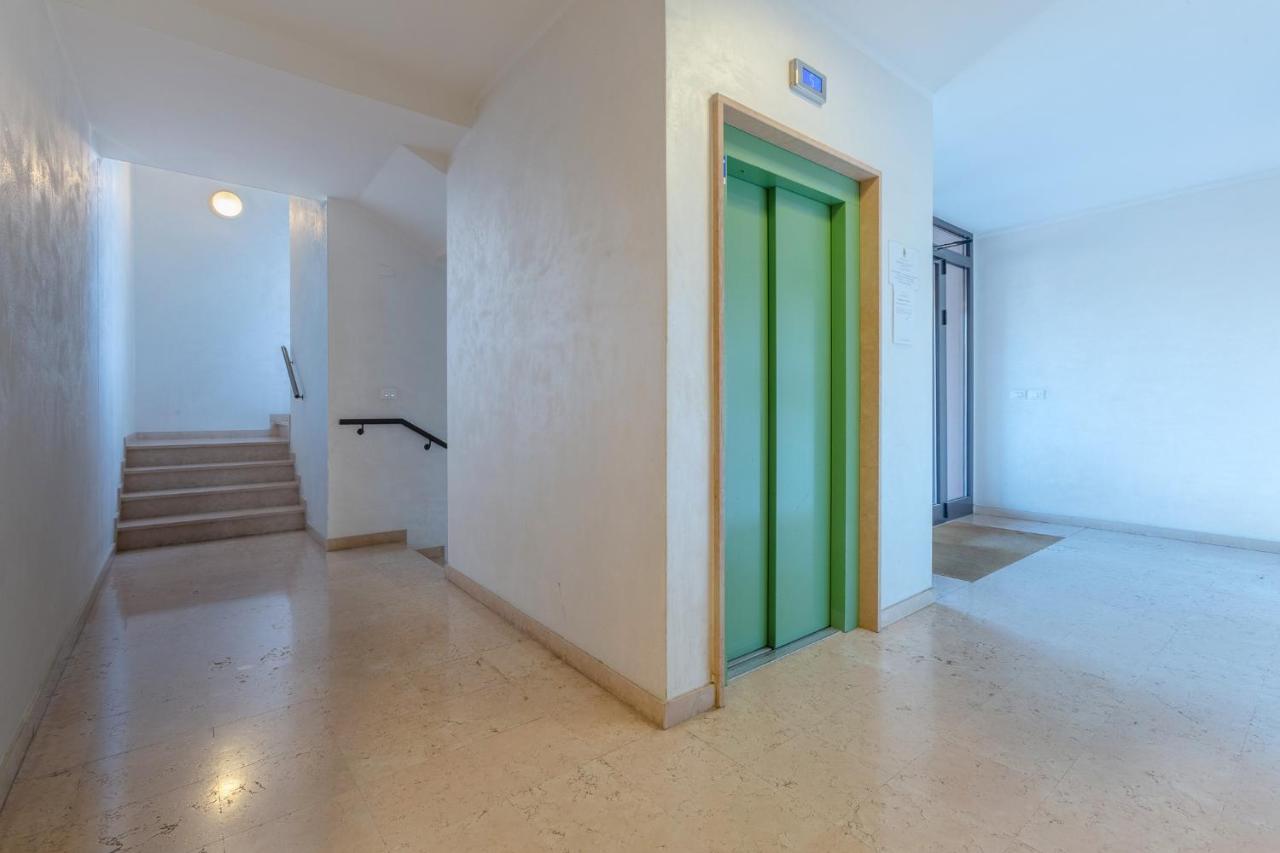 Lazzaretto A 5 Min Dall'Aeroporto Apartment Bologna Luaran gambar